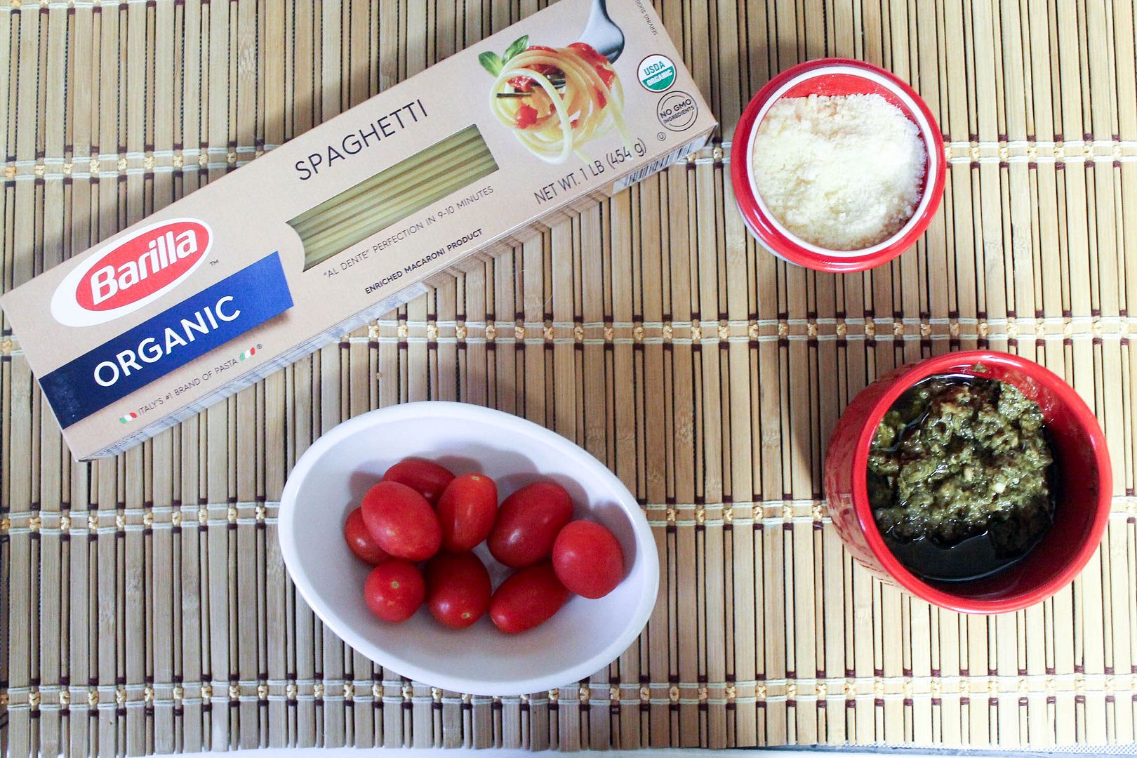 Barilla Spaghetti & Pesto Two Easy Recipes for One Great Italian